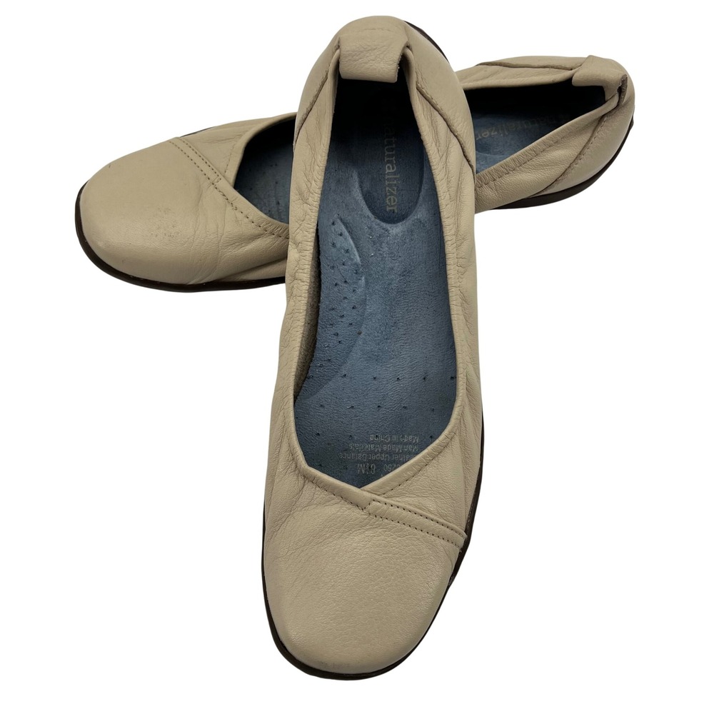 Naturalizer Creston Beige Leather Flats Round Toe Slip On Shoes Womens 8.5M